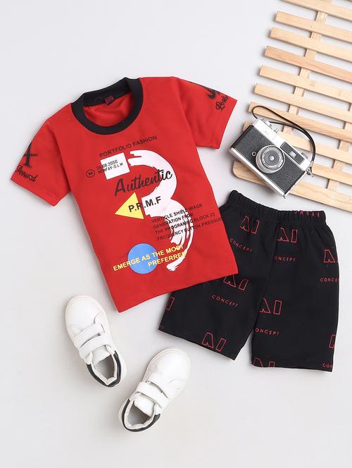 red typographic printed t-shirt & shorts set - 20625633 - Very Small Image - 1
