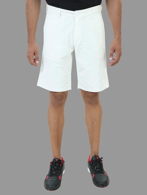 solid white regular shorts - 20643707 - Very Small Image - 1