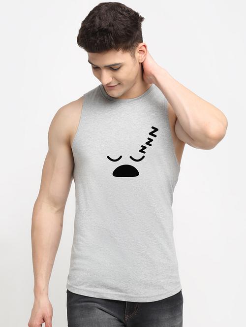 white chest printed vest - 20644507 - Very Small Image - 1