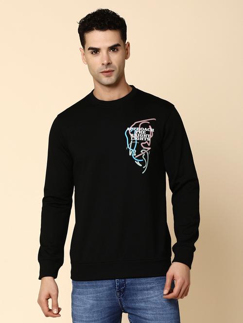 men round neck long sleeve sweatshirt - 20674334 - Very Small Image - 1