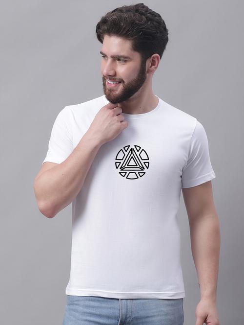 men round neck chest print t-shirt - 20688177 - Very Small Image - 1