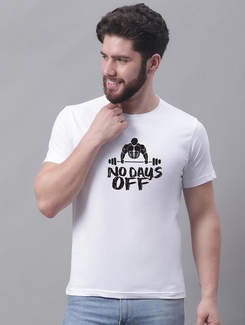 men round neck chest print t-shirt - 20688201 - Very Small Image - 1