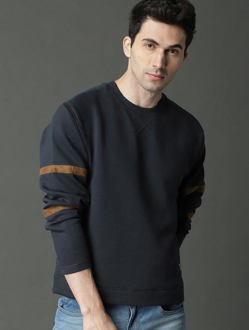 navy blue fleece regular sweatshirt - 20688359 - Very Small Image - 1