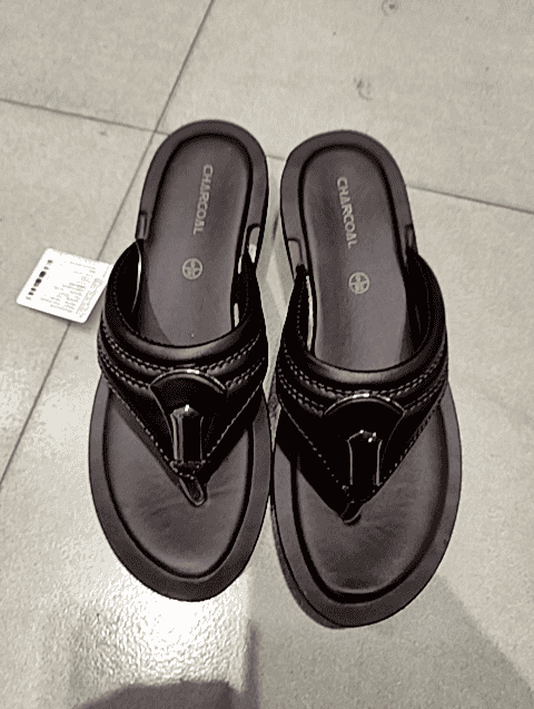 brown pu (polyurethane) flip flops - 20716230 - Very Small Image - 1