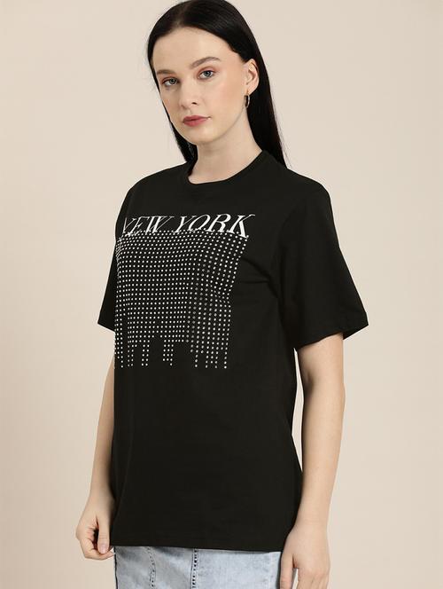 women round neck front print t-shirt - 20721768 - Very Small Image - 1