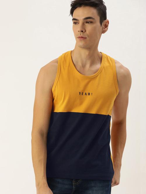 yellow & blue chest print round neck t-shirt - 20747748 - Very Small Image - 1