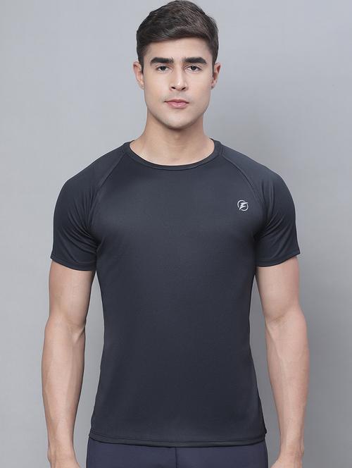 solid black polyester t-shirt - 20757324 - Very Small Image - 1