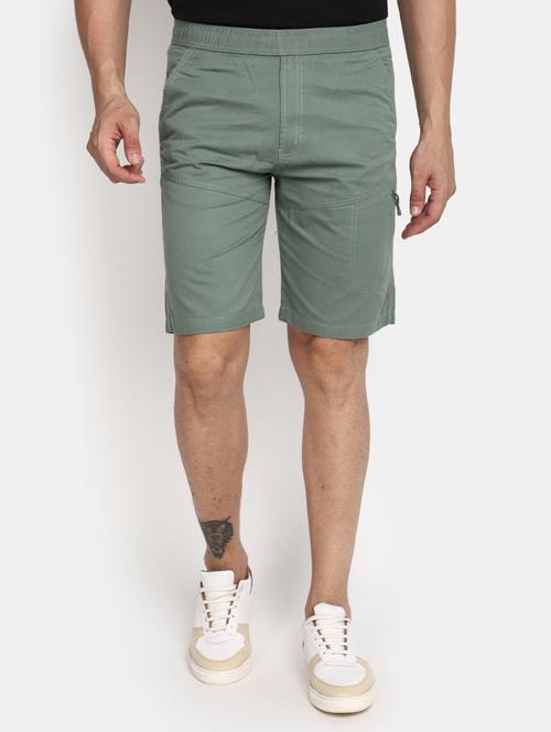 men solid mid rise chinos bermuda shorts - 20813632 - Very Small Image - 1