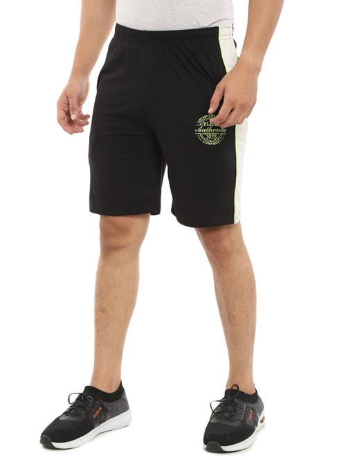 black side taped detailed shorts - 20813895 - Very Small Image - 1
