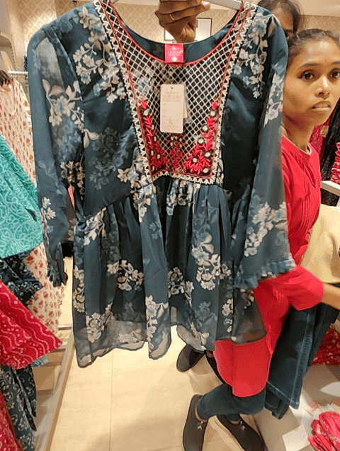 assorted georgette kurti - 20817464 - Very Small Image - 1