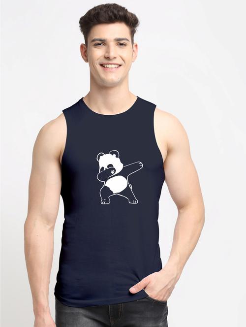 men round neck chest print t-shirt - 20822335 - Very Small Image - 1