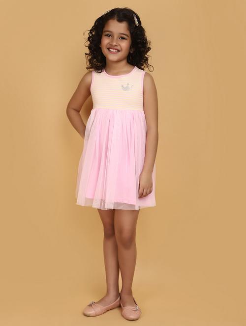 girls round neck printed frock - 20862828 - Very Small Image - 1