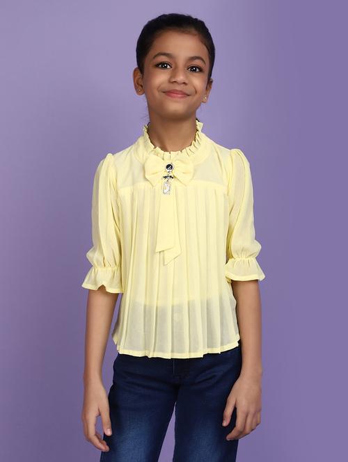 solid yellow pleated detailed casual top - 20891259 - Very Small Image - 1