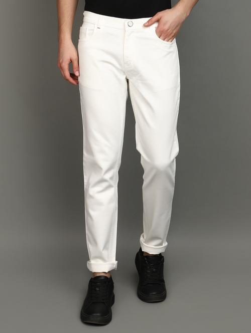 men mid rise solid chinos - 20892592 - Very Small Image - 1