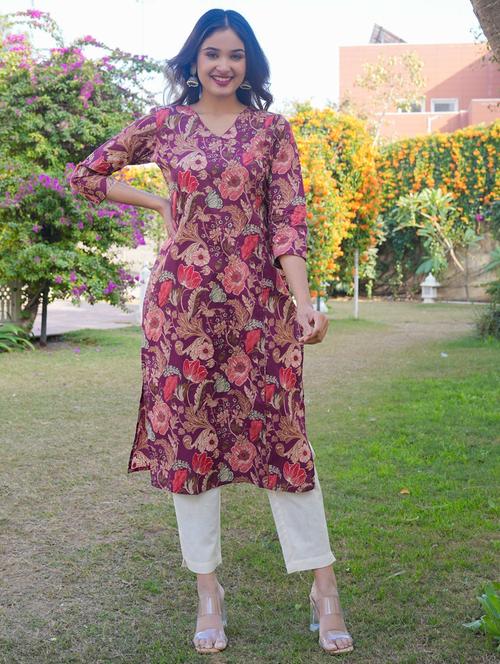 women three quarter sleeve straight kurta - 20892809 - Very Small Image - 1