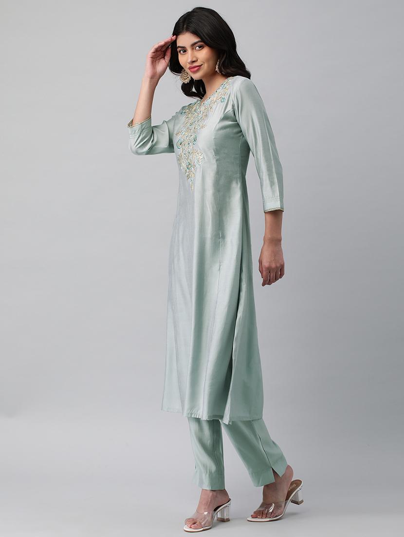 women embroidered a-line kurta - 20912067 - Standard Image - 2