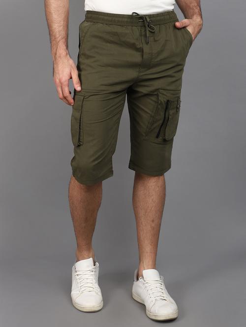 men solid mid rise cargo shorts - 20973858 - Very Small Image - 1
