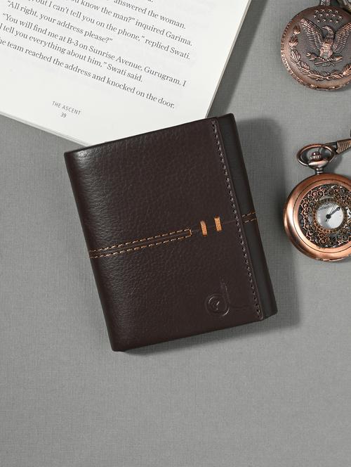 brown leather wallet - 20980383 - Very Small Image - 1