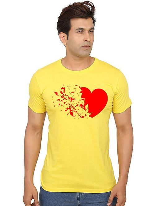 men round neck chest print t-shirt - 20987168 - Very Small Image - 1