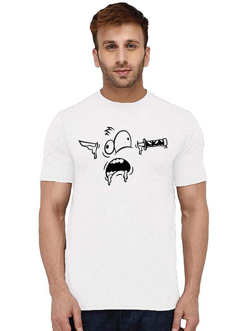 men round neck chest print t-shirt - 20993698 - Very Small Image - 1