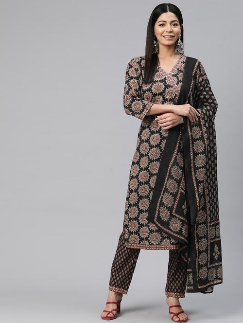 women three quarter sleeve kurta pant with dupatta set - 20999659 - Very Small Image - 1