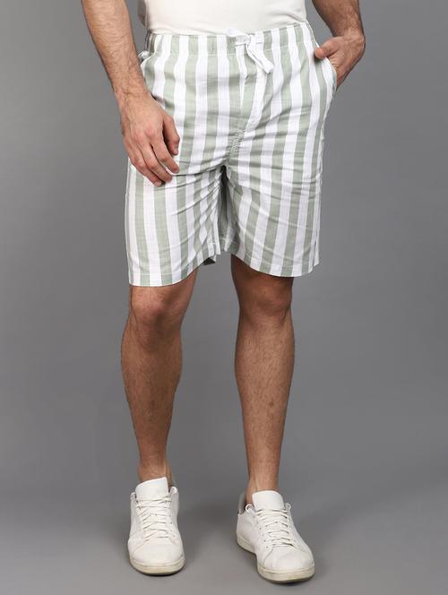 men striped mid rise shorts - 21023934 - Very Small Image - 1