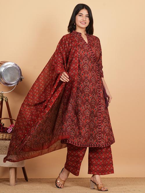 maroon kurta palazzo set with dupatta - 21098906 - Very Small Image - 1