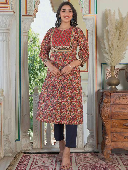 women three quarter sleeve straight kurta - 21100060 - Very Small Image - 1