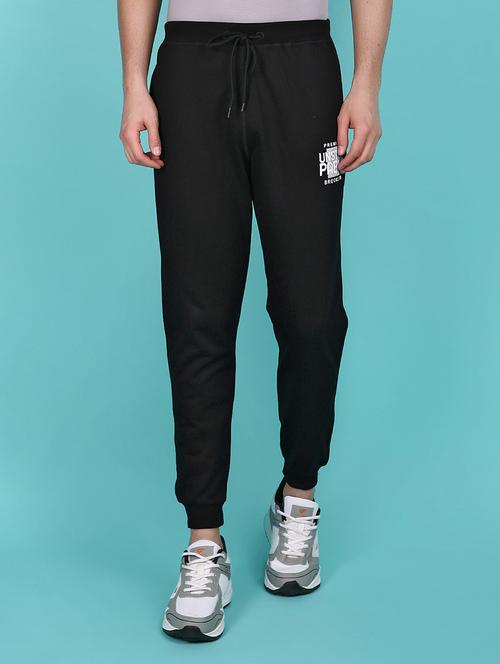 men balck placement print mid rise jogger - 21142391 - Very Small Image - 1