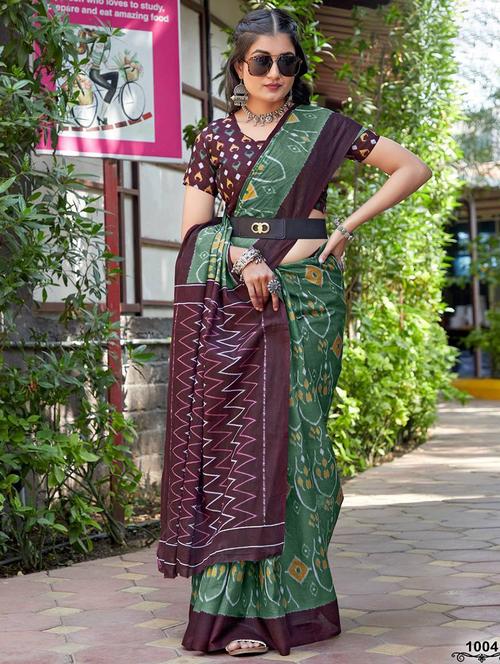 women green self design handloom saree with blouse - 21147679 - Very Small Image - 1
