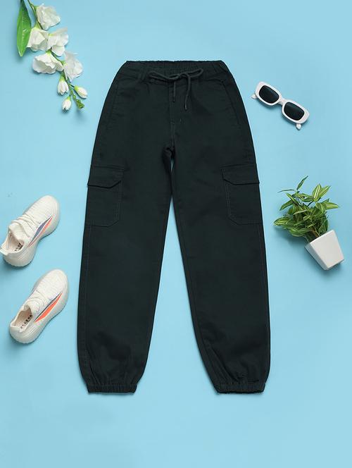 kids mid rise solid cargos  - 21151388 - Very Small Image - 1