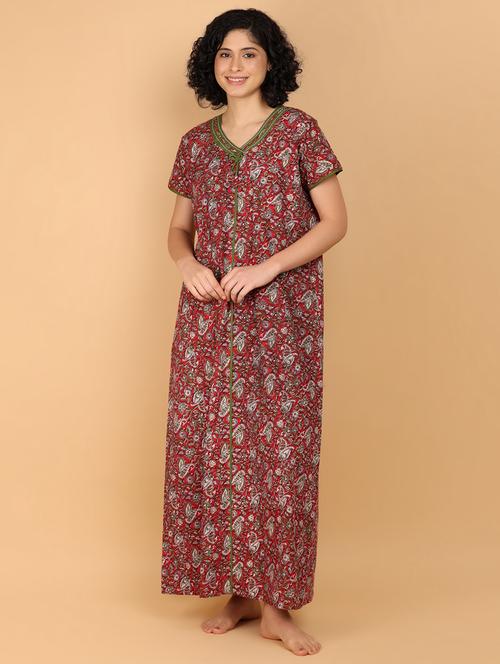 women maroon printed nighty - 21160244 - Very Small Image - 1