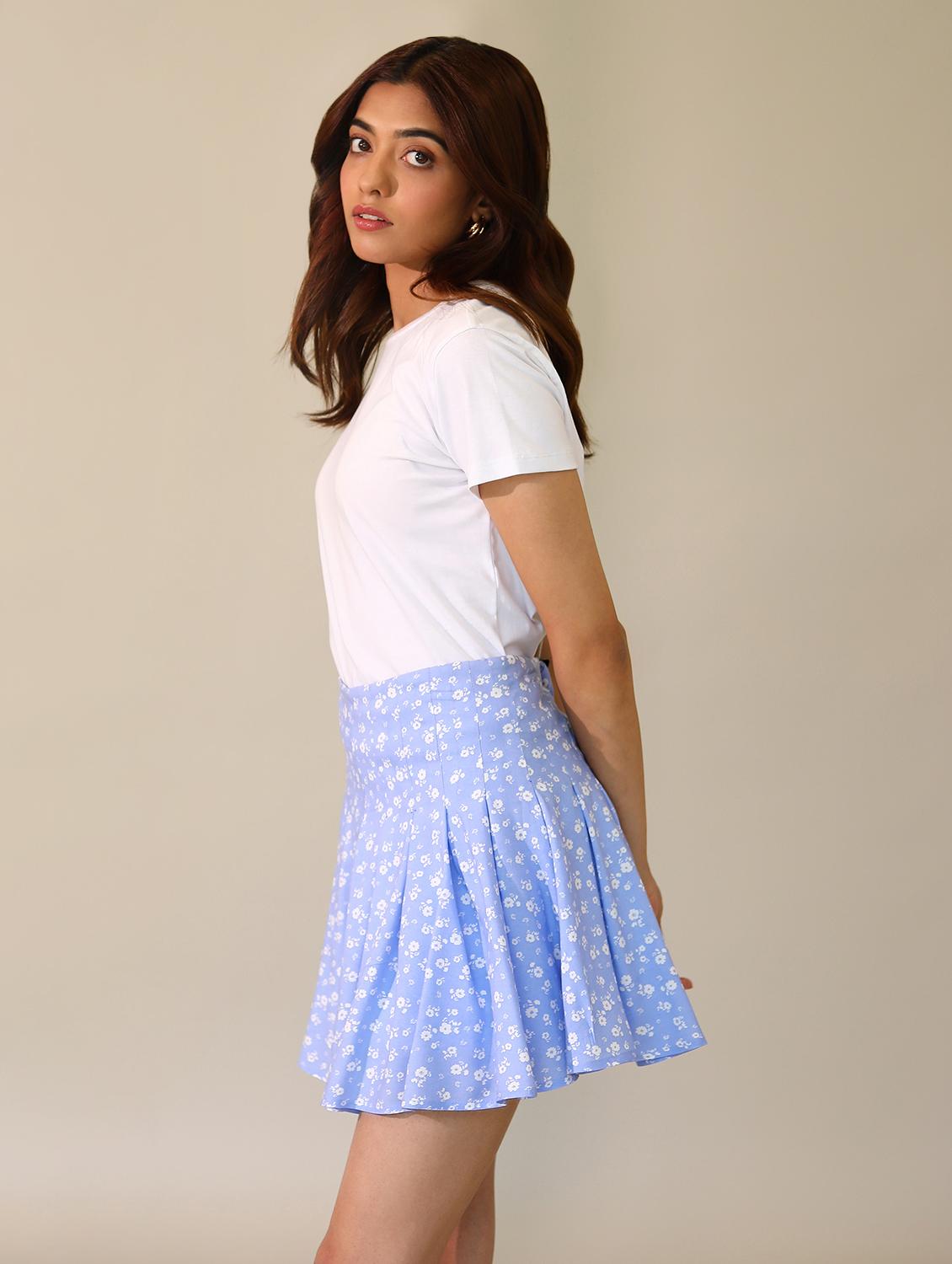 women solid short sleeves t-shirt - 21164615 - Standard Image - 2