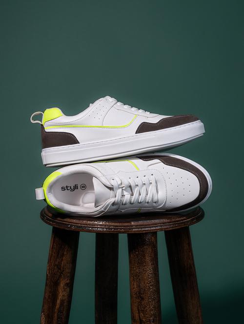 white lace up sneakers - 21174616 - Very Small Image - 1