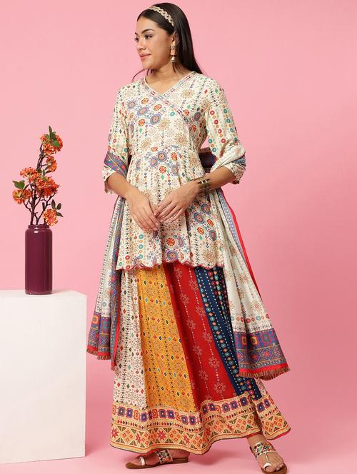 women off white kurta skirt set with dupatta - 21221832 - Very Small Image - 1
