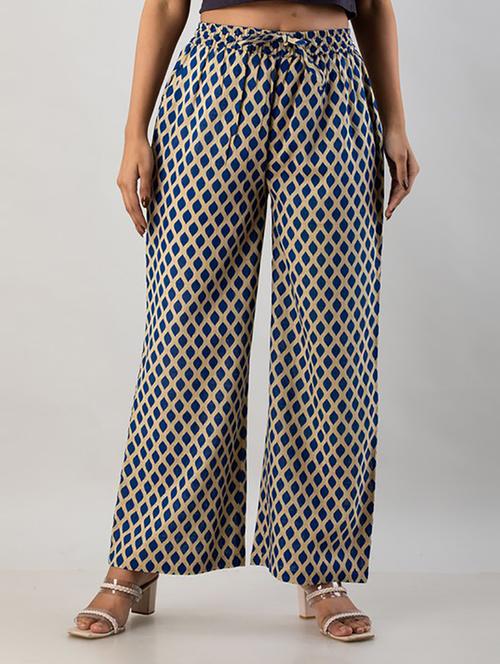 women flared fit printed palazzo - 21231963 - Very Small Image - 1