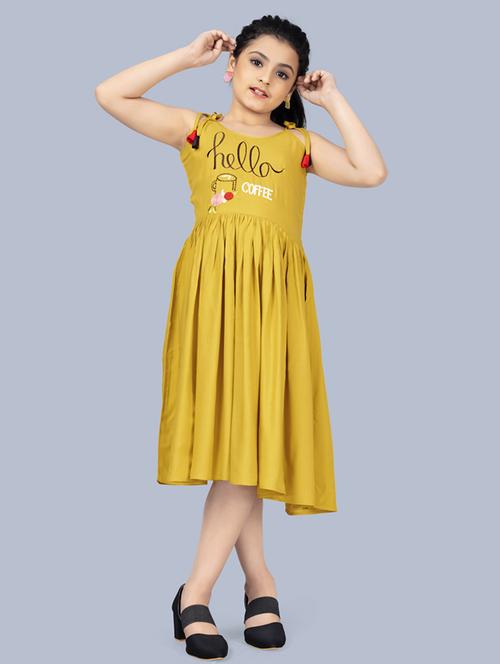 yellow viscose party gown - 21243165 - Very Small Image - 1