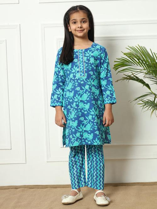 girls printed cotton kurta palazzo suit set - 21254036 - Very Small Image - 1