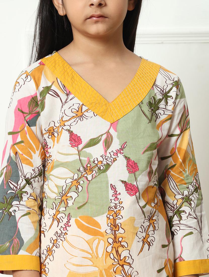 girls printed cotton kurta palazzo suit set - 21254056 - Standard Image - 5