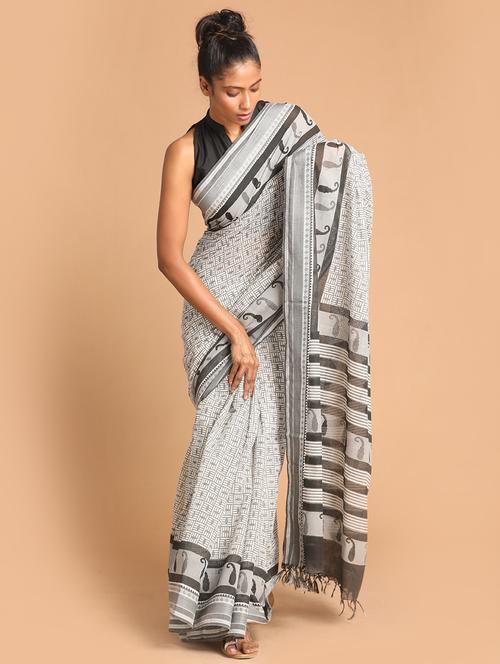 white handloom saree with blouse - 21272519 - Very Small Image - 1