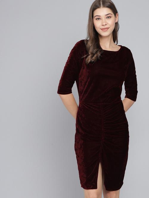 red velvet bodycon dress - 21286120 - Very Small Image - 1