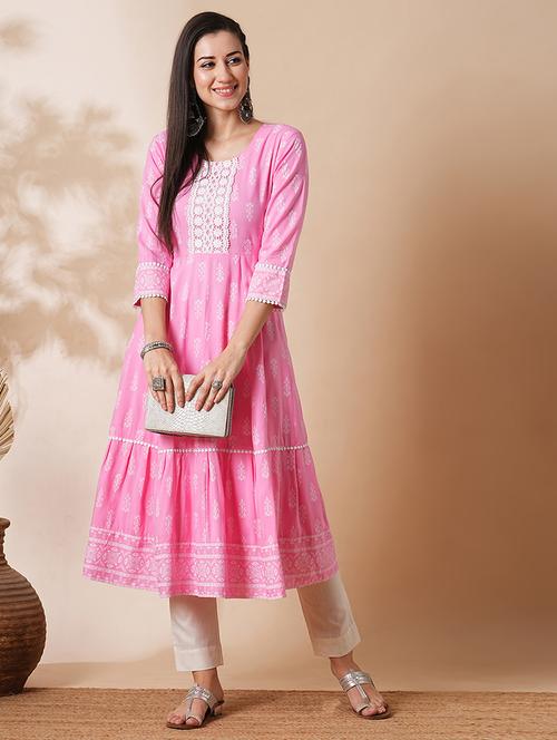 globus women pink allover printed lacework flared hem panelled a-line kurta - 21305299 - Very Small Image - 1