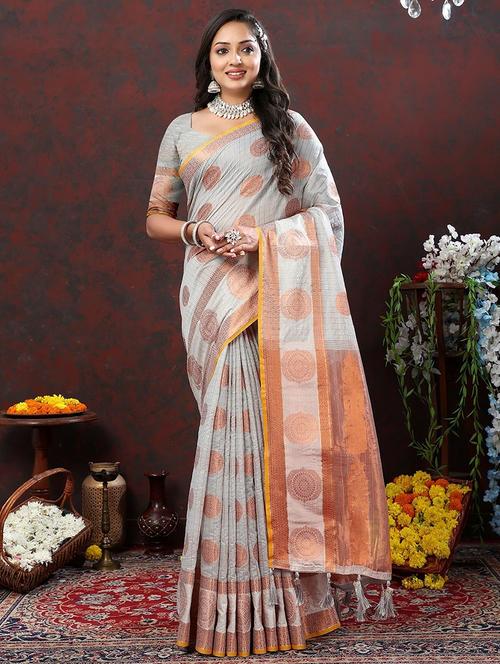 women self design banarasi saree with blouse - 21317943 - Very Small Image - 1