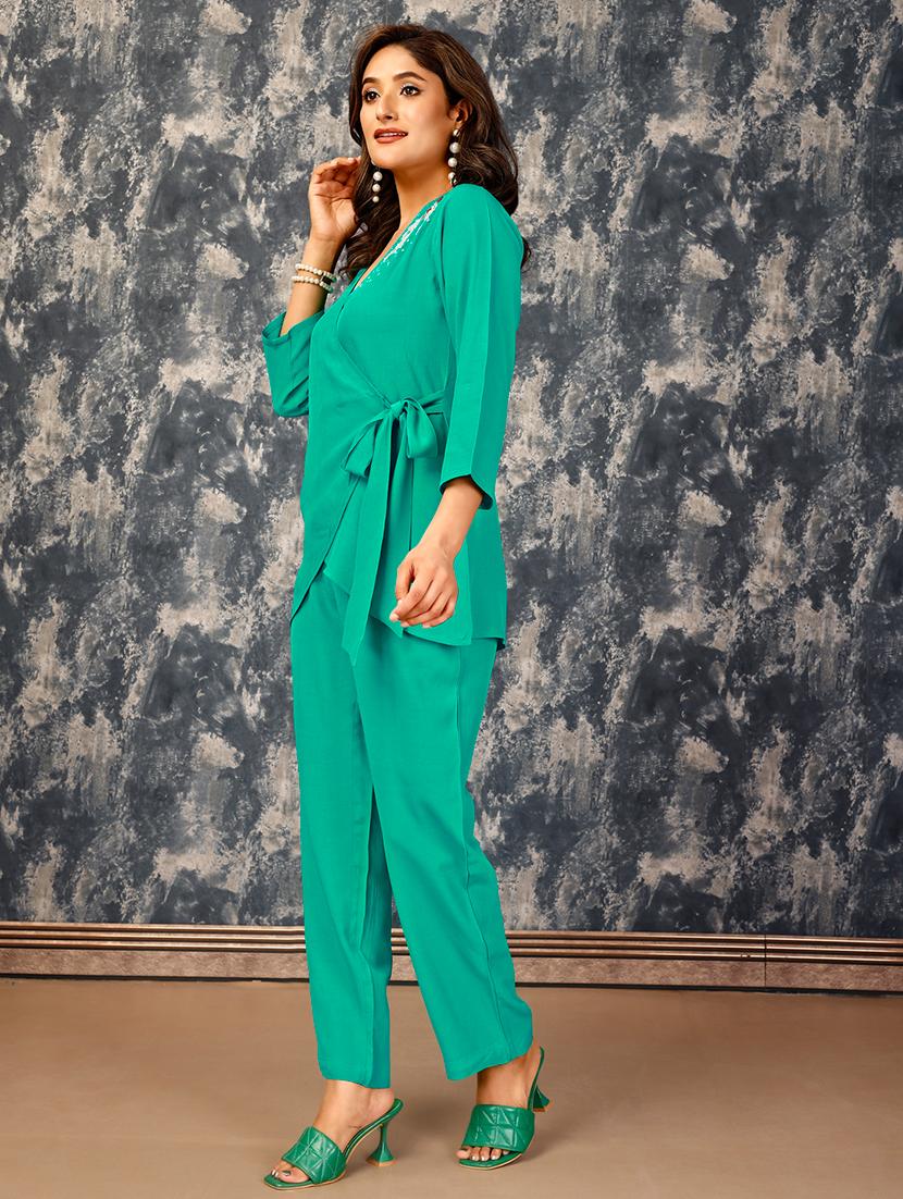 komarri elegant embellished crossover top with tie up belts with straight pants set in moroccan crepe - green - 21328825 - Zoom Image - 2