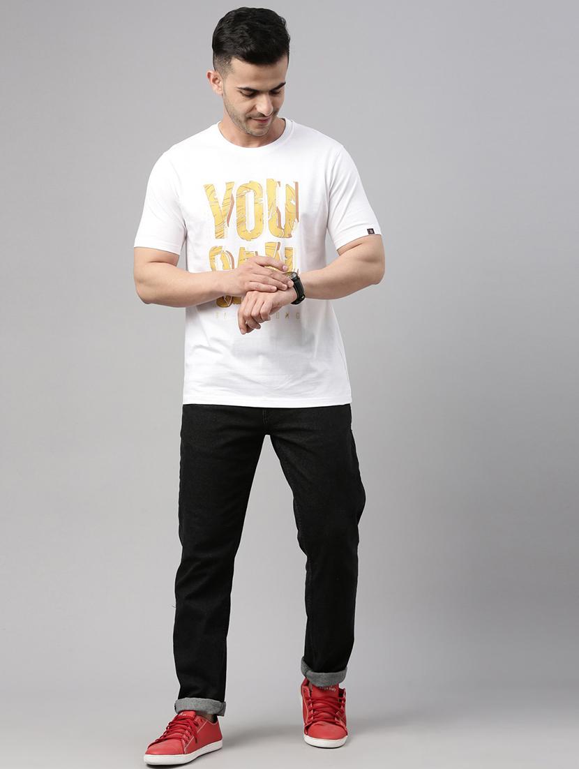 men round neck front print t-shirt - 21334981 - Zoom Image - 3