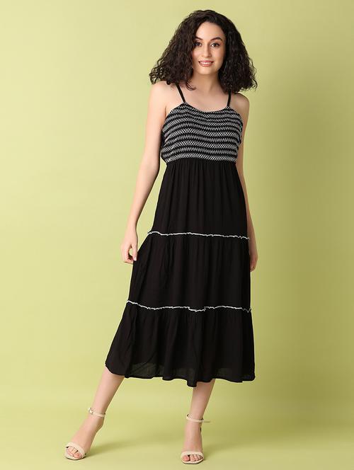 women black solids tiered dress - 21349632 - Very Small Image - 1