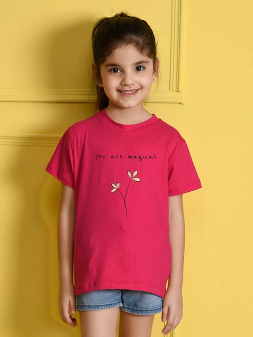 girl printed round neck cotton tee - 21355277 - Very Small Image - 1