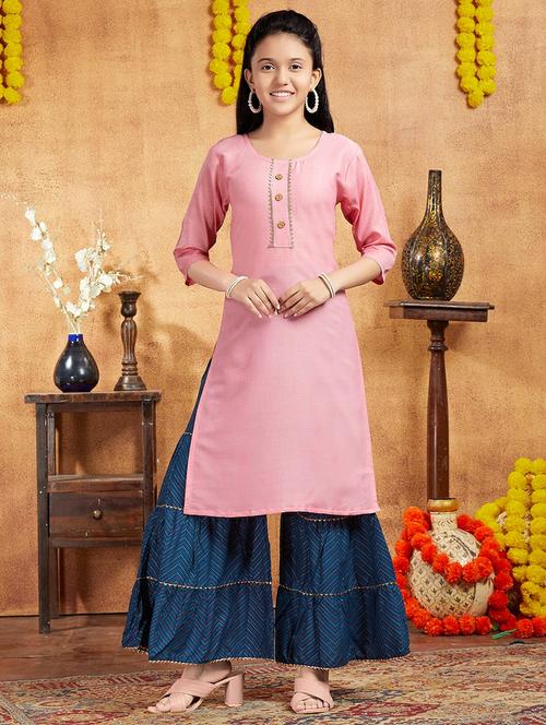 girls three quarter sleeve solid straight kurta - 21357134 - Very Small Image - 1