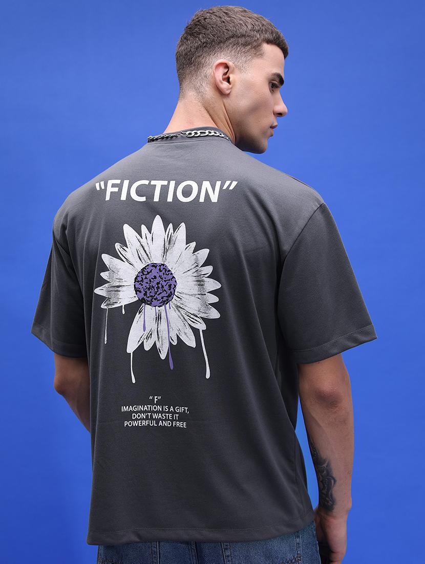 round neck chest print couple t-shirt - 21374978 - Standard Image - 3