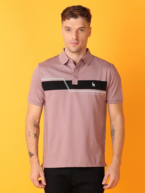 men short sleeves chest print t-shirt - 21378434 - Very Small Image - 1